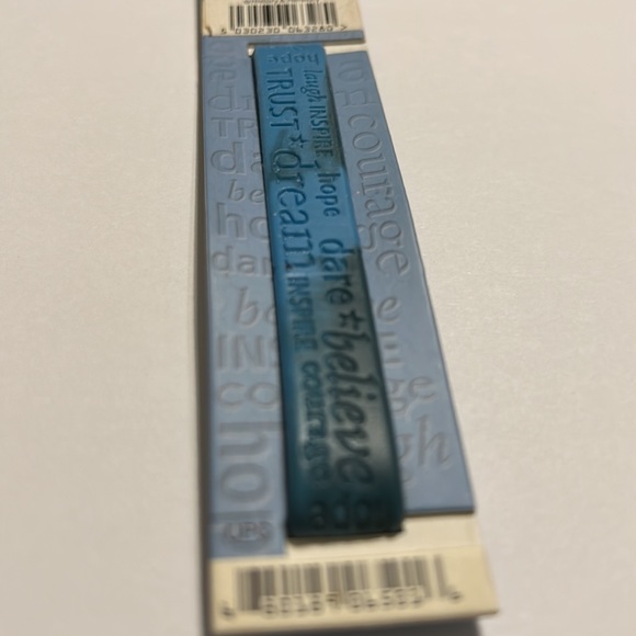 NWT🌟H&&H💫 JAMES Blue Name Band Rubber Bracelet - Picture 7 of 7